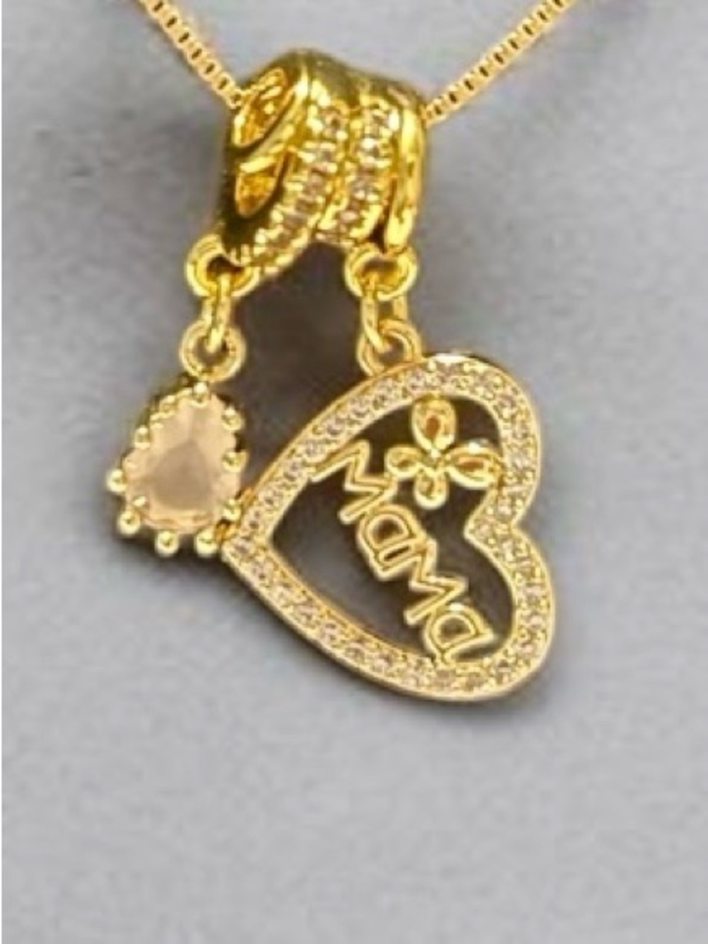 Gold 'Mama' Heart Pendant